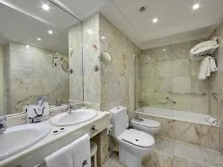 Des Vosges Hotel Parijs